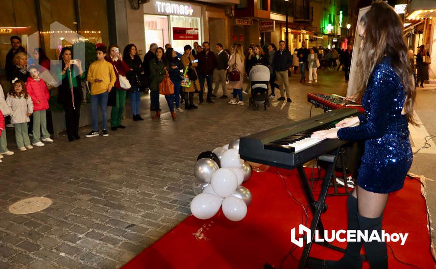 GALERÍA: La feria FEVEN abre sus puertas coincidiendo con un 'Black Friday' musical en las calles y plazas de Lucena