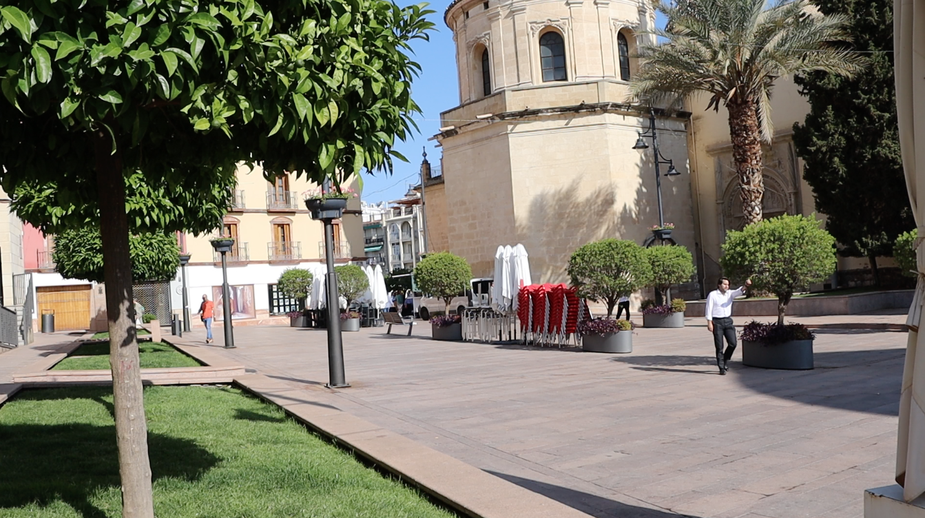 Los nuevos parterres se ubicarán en la zona central de la plaza y serán similares a los ya existentes en el lateral de Correos