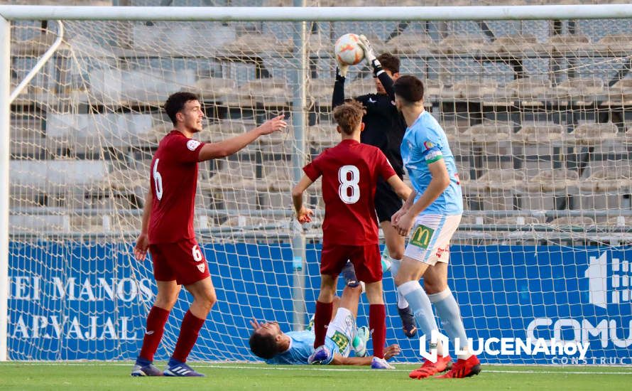 GALERÍA: El Ciudad de Lucena no puede con el Sevilla C y cede su primera derrota en el estadio municipal (1-2) GALERÍA: El Ciudad de Lucena no puede con el Sevilla C y cede su primera derrota en el estadio municipal (1-2)