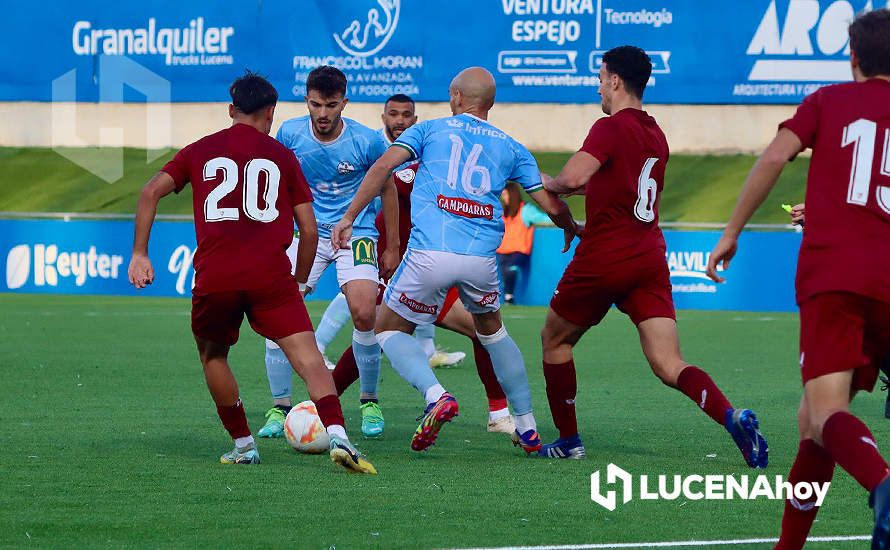 GALERÍA: El Ciudad de Lucena no puede con el Sevilla C y cede su primera derrota en el estadio municipal (1-2)