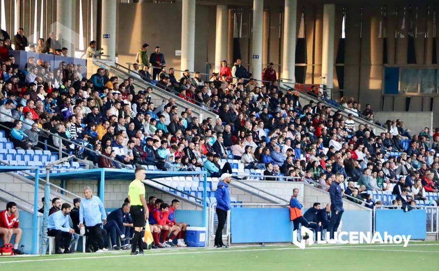 GALERÍA: El Ciudad de Lucena no puede con el Sevilla C y cede su primera derrota en el estadio municipal (1-2)