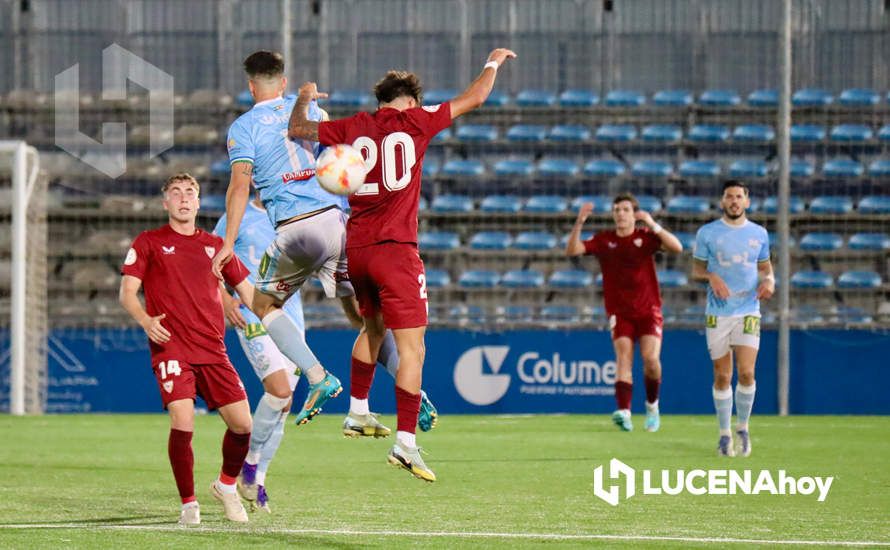 GALERÍA: El Ciudad de Lucena no puede con el Sevilla C y cede su primera derrota en el estadio municipal (1-2)