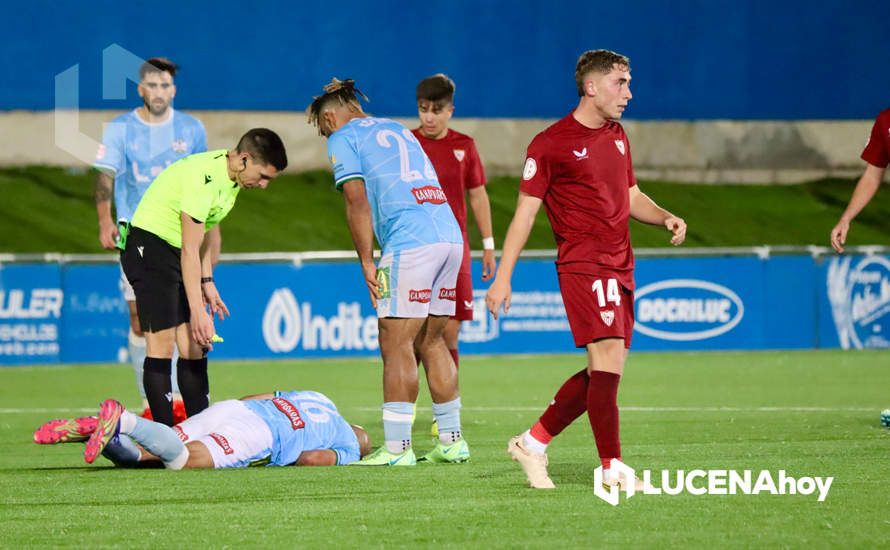 GALERÍA: El Ciudad de Lucena no puede con el Sevilla C y cede su primera derrota en el estadio municipal (1-2)