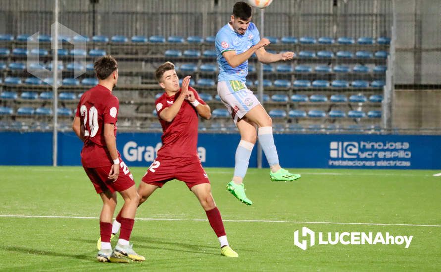 GALERÍA: El Ciudad de Lucena no puede con el Sevilla C y cede su primera derrota en el estadio municipal (1-2)