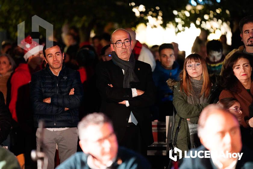 GALERÍA: Las luces de la Navidad son ya protagonistas en las calles y plazas de Lucena tras la inauguración por villancicos del Poblado de Belén