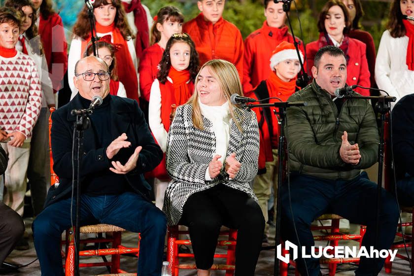 GALERÍA: Las luces de la Navidad son ya protagonistas en las calles y plazas de Lucena tras la inauguración por villancicos del Poblado de Belén