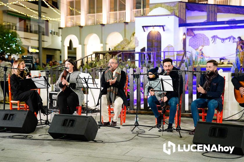 GALERÍA: Las luces de la Navidad son ya protagonistas en las calles y plazas de Lucena tras la inauguración por villancicos del Poblado de Belén