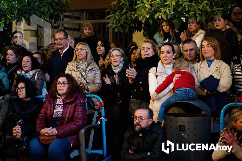 GALERÍA: Las luces de la Navidad son ya protagonistas en las calles y plazas de Lucena tras la inauguración por villancicos del Poblado de Belén