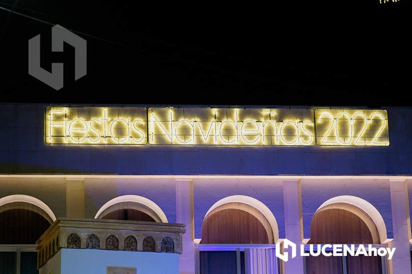 GALERÍA: Las luces de la Navidad son ya protagonistas en las calles y plazas de Lucena tras la inauguración por villancicos del Poblado de Belén