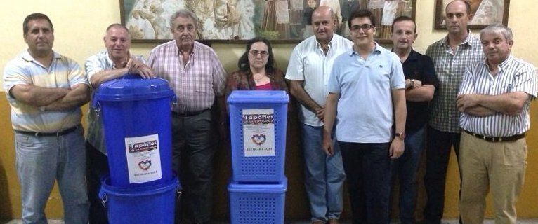  Los 'Amigos de los niños' recogen tapones solidarios para remediar necesidades sanitarias 