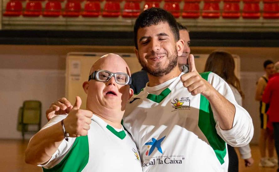 GALERÍA: Baloncesto sin barreras en el segundo Torneo de Basket CBL "Gente única" GALERÍA: Baloncesto sin barreras en el segundo Torneo de Basket CBL "Gente única"