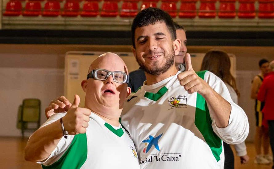 GALERÍA: Baloncesto sin barreras en el segundo Torneo de Basket CBL "Gente única"