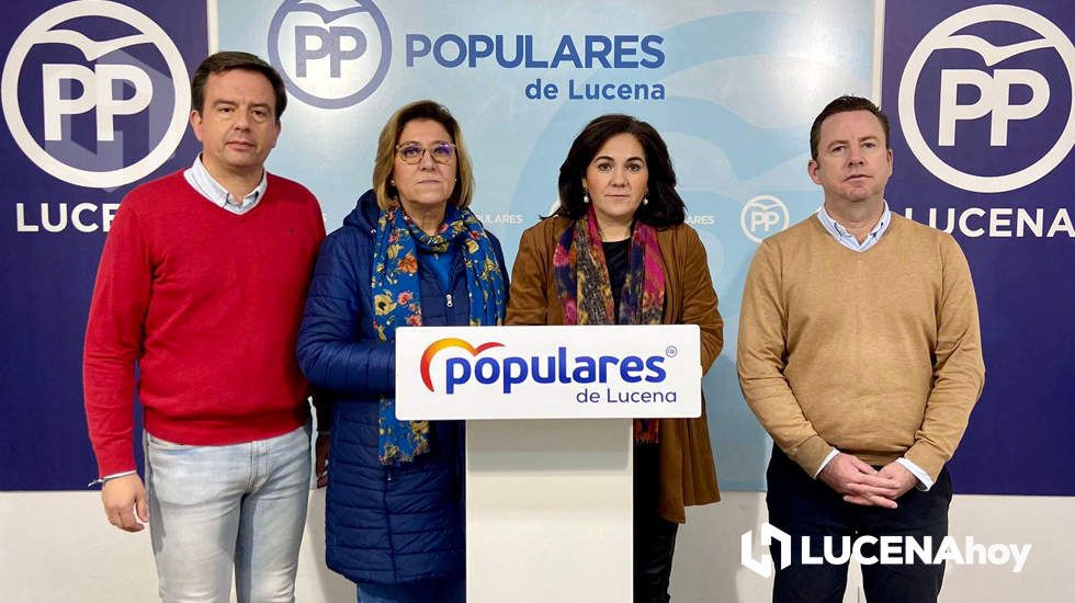  Aurelio Fernández, Rosario Valverde, María de la O Redondo y Francis Aguilar hoy en la sede del Partido Popular 