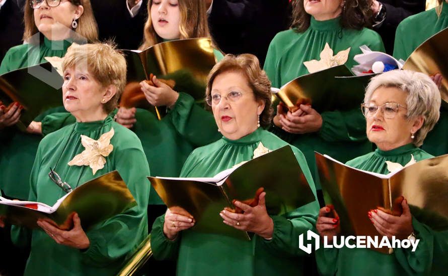 GALERÍA: La Coral Lucentina y la Orquesta y Coro del Conservatorio Profesional 'Maestro Chicano Muñoz' deslumbran con su concierto de Navidad GALERÍA: La Coral Lucentina y la Orquesta y Coro del Conservatorio Profesional 'Maestro Chicano Muñoz' deslumbran con su concierto de Navidad