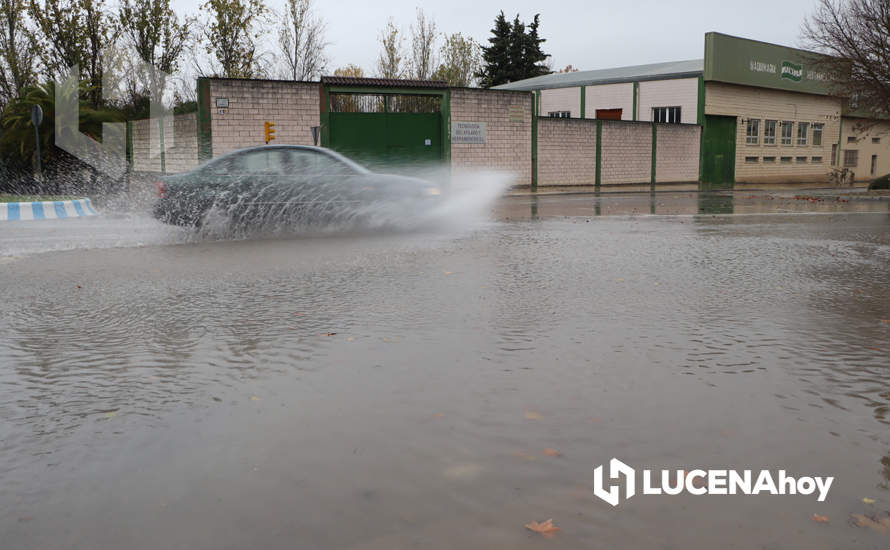 GALERÍA: Los 15 litros por metro cuadrado que ha dejado el intenso aguacero de esta tarde ocasionan grandes embolsamientos de agua y cortes de tráfico en distintos puntos de la ciudad GALERÍA: Los 15 litros por metro cuadrado que ha dejado el intenso aguacero de esta tarde ocasionan grandes embolsamientos de agua y cortes de tráfico en distintos puntos de la ciudad