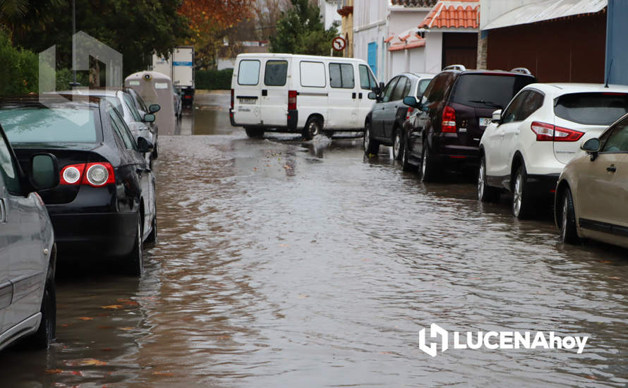GALERÍA: Los 15 litros por metro cuadrado que ha dejado el intenso aguacero de esta tarde ocasionan grandes embolsamientos de agua y cortes de tráfico en distintos puntos de la ciudad GALERÍA: Los 15 litros por metro cuadrado que ha dejado el intenso aguacero de esta tarde ocasionan grandes embolsamientos de agua y cortes de tráfico en distintos puntos de la ciudad