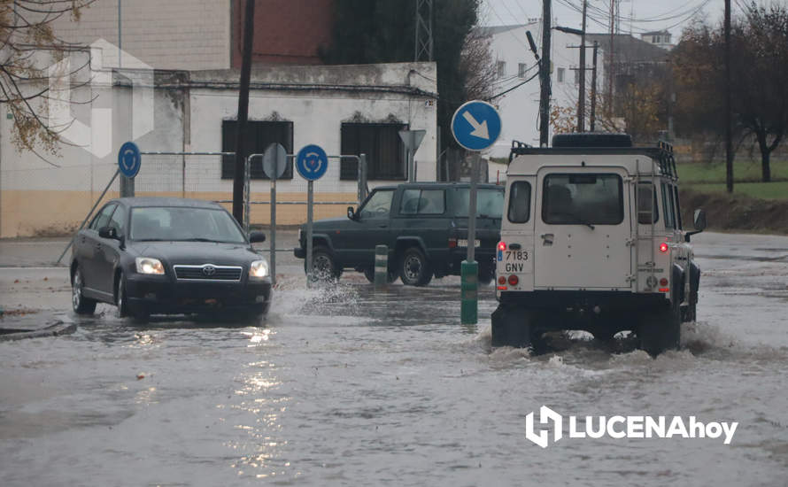 GALERÍA: Los 15 litros por metro cuadrado que ha dejado el intenso aguacero de esta tarde ocasionan grandes embolsamientos de agua y cortes de tráfico en distintos puntos de la ciudad GALERÍA: Los 15 litros por metro cuadrado que ha dejado el intenso aguacero de esta tarde ocasionan grandes embolsamientos de agua y cortes de tráfico en distintos puntos de la ciudad