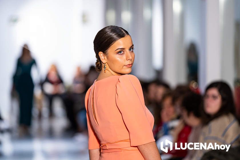 GALERÍA: Lucena se viste de moda para mostrar las creaciones de seis jóvenes diseñadores locales en la Pasarela 868 Afrodita