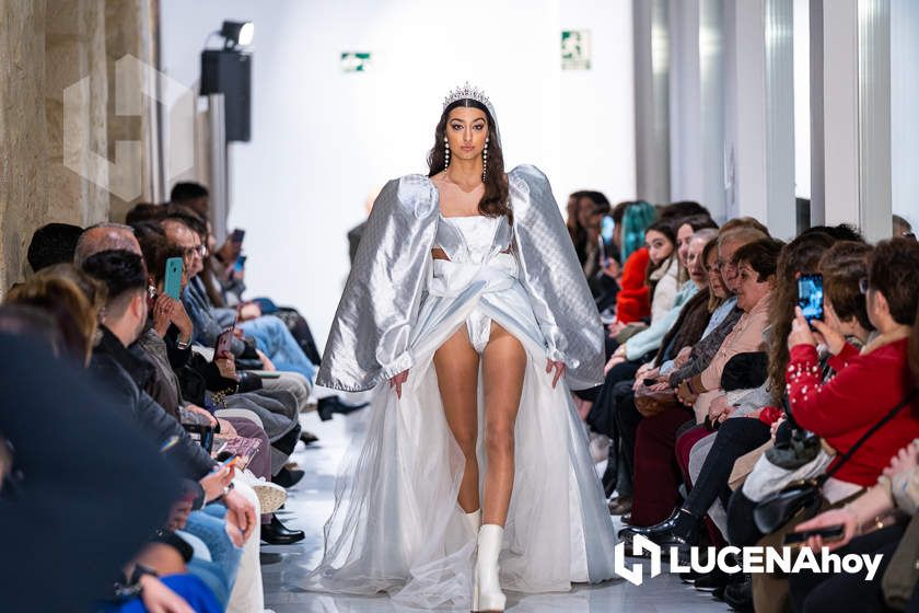 GALERÍA: Lucena se viste de moda para mostrar las creaciones de seis jóvenes diseñadores locales en la Pasarela 868 Afrodita
