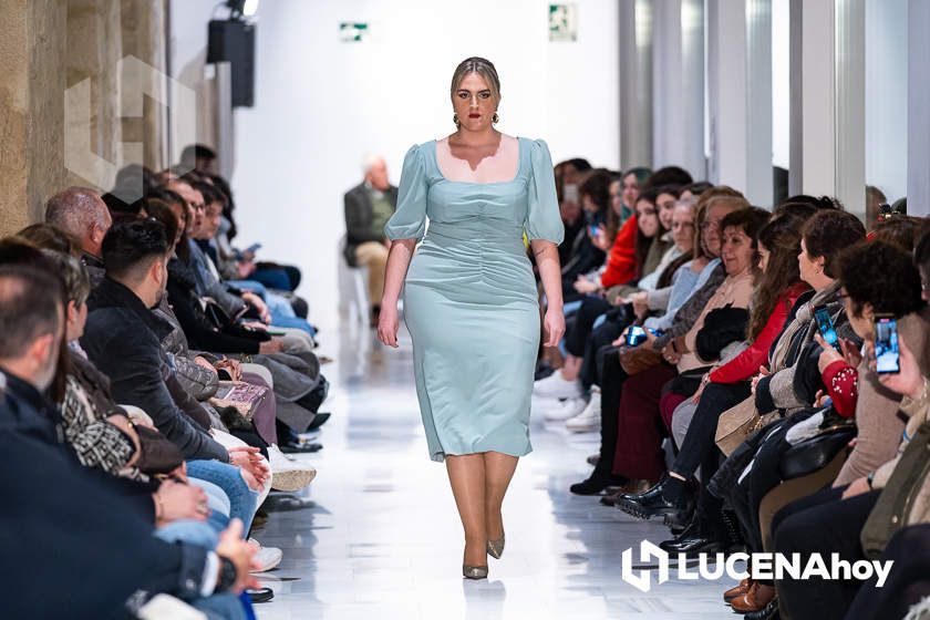 GALERÍA: Lucena se viste de moda para mostrar las creaciones de seis jóvenes diseñadores locales en la Pasarela 868 Afrodita