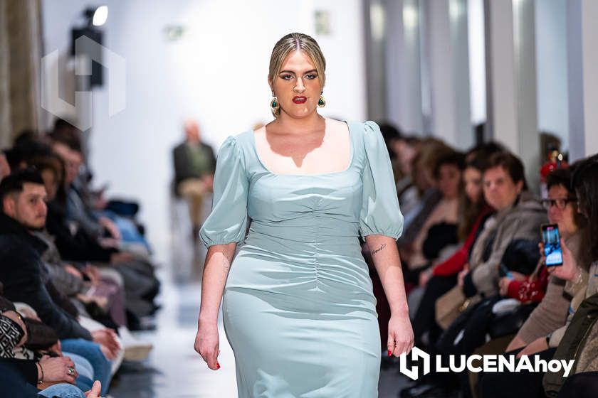 GALERÍA: Lucena se viste de moda para mostrar las creaciones de seis jóvenes diseñadores locales en la Pasarela 868 Afrodita