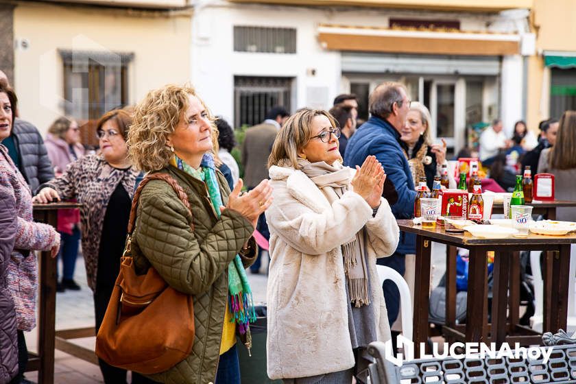 GALERÍA: La Navidad llega al barrio de Santiago de la mano de su Zambomba Flamenca GALERÍA: La Navidad llega al barrio de Santiago de la mano de su Zambomba Flamenca