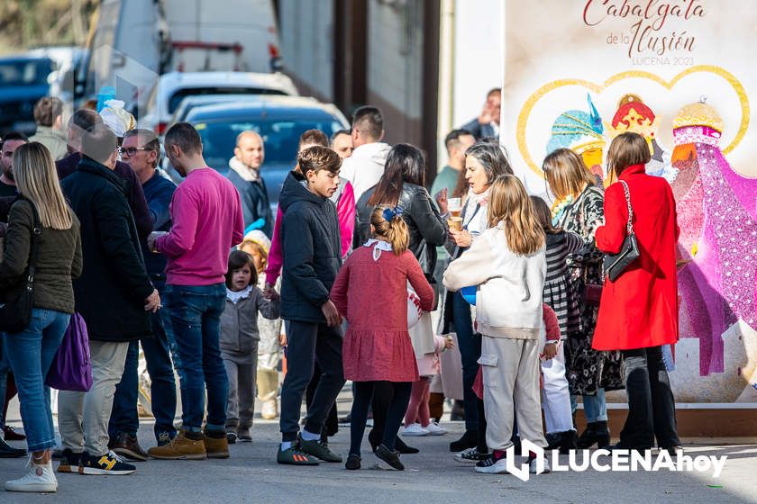 GALERÍA: Miles de niños entregan a los Mensajeros Reales sus cartas para los Reyes Magos GALERÍA: Miles de niños entregan a los Mensajeros Reales sus cartas para los Reyes Magos
