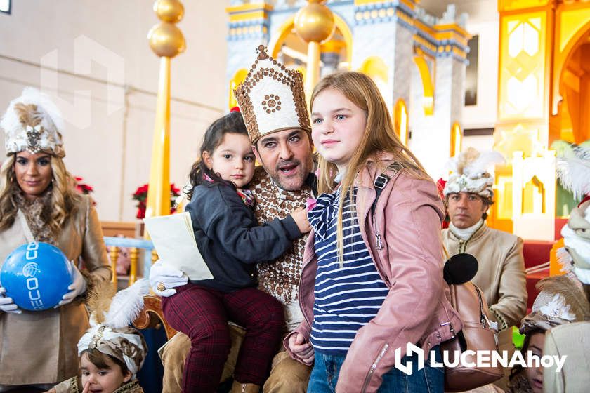 GALERÍA: Miles de niños entregan a los Mensajeros Reales sus cartas para los Reyes Magos GALERÍA: Miles de niños entregan a los Mensajeros Reales sus cartas para los Reyes Magos