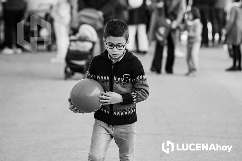 GALERÍA: Miles de niños entregan a los Mensajeros Reales sus cartas para los Reyes Magos GALERÍA: Miles de niños entregan a los Mensajeros Reales sus cartas para los Reyes Magos
