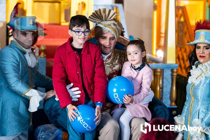 GALERÍA: Miles de niños entregan a los Mensajeros Reales sus cartas para los Reyes Magos GALERÍA: Miles de niños entregan a los Mensajeros Reales sus cartas para los Reyes Magos