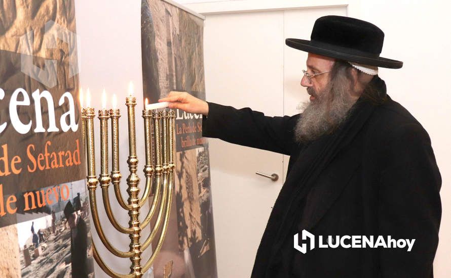 GALERÍA: Lucena celebra la Janucá 2022 con el tradicional encendido de velas para rememorar el legado sefardí de nuestra ciudad GALERÍA: Lucena celebra la Janucá 2022 con el tradicional encendido de velas para rememorar el legado sefardí de nuestra ciudad