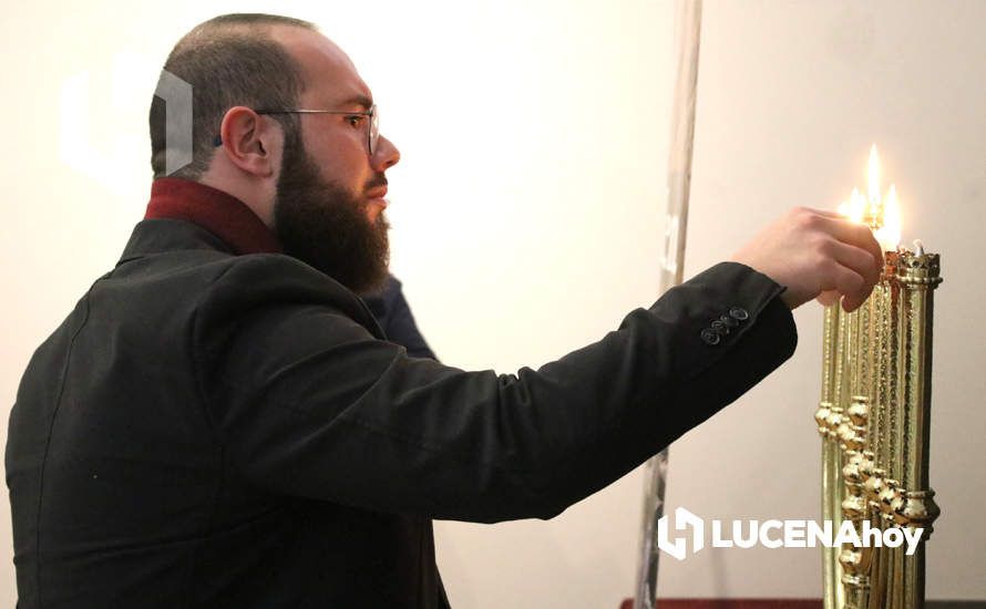 GALERÍA: Lucena celebra la Janucá 2022 con el tradicional encendido de velas para rememorar el legado sefardí de nuestra ciudad GALERÍA: Lucena celebra la Janucá 2022 con el tradicional encendido de velas para rememorar el legado sefardí de nuestra ciudad