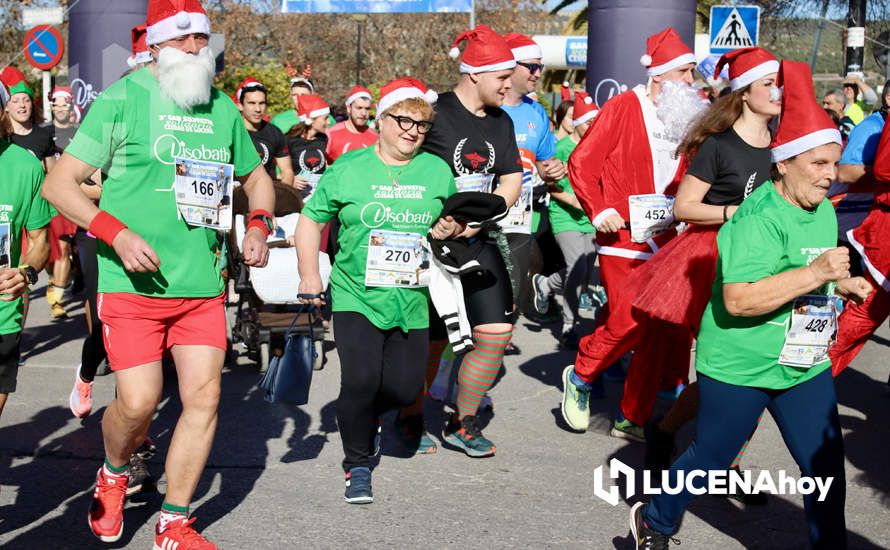 GALERÍA (I): Las fotos de la III San Silvestre de Lucena, la carrera más divertida y solidaria del año