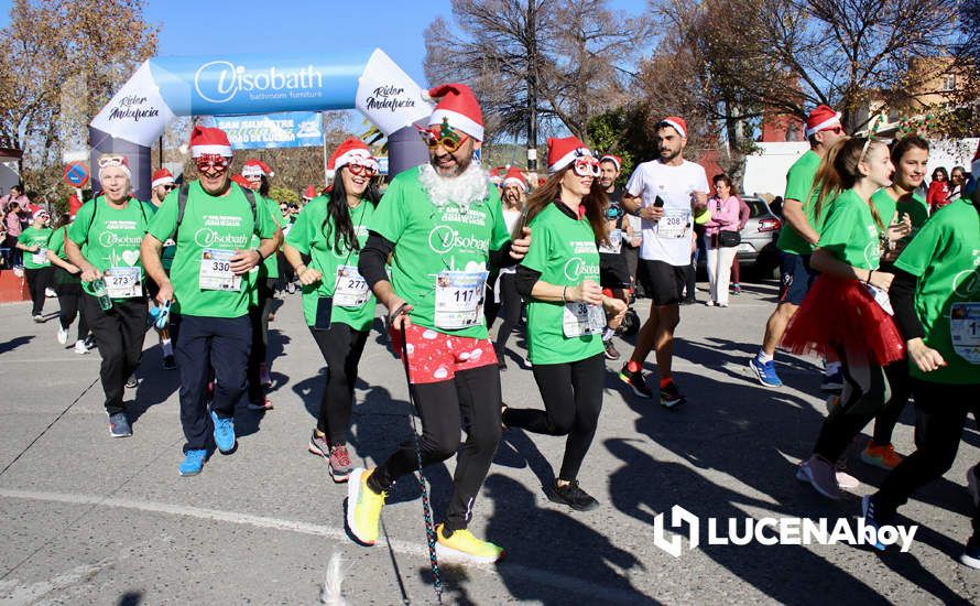 GALERÍA (I): Las fotos de la III San Silvestre de Lucena, la carrera más divertida y solidaria del año