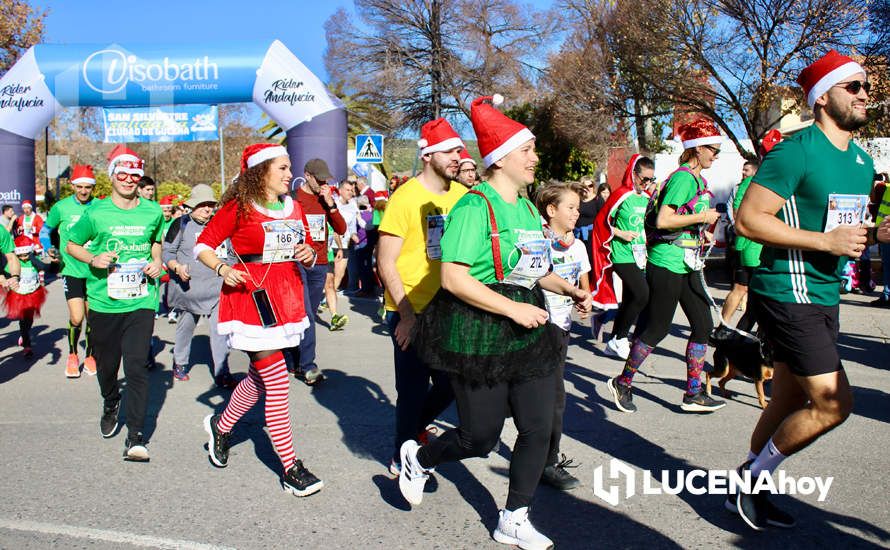 GALERÍA (I): Las fotos de la III San Silvestre de Lucena, la carrera más divertida y solidaria del año