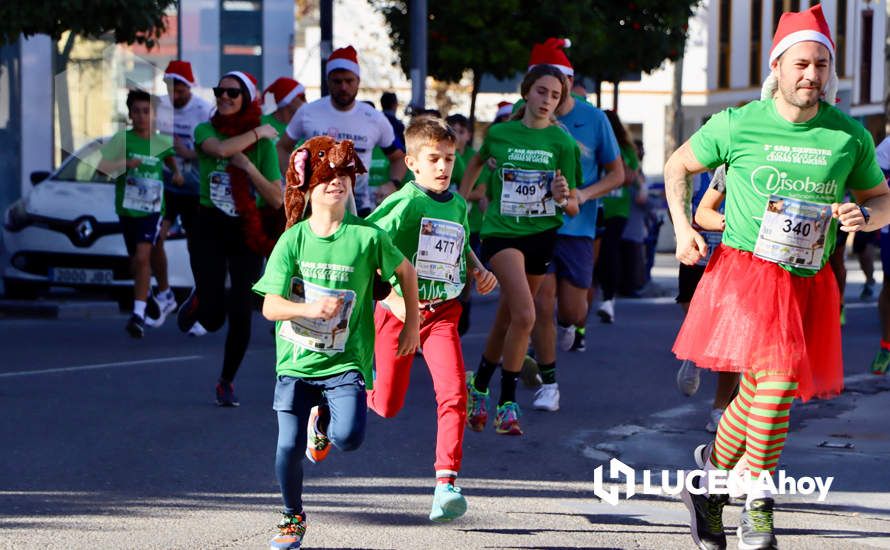 GALERÍA (I): Las fotos de la III San Silvestre de Lucena, la carrera más divertida y solidaria del año