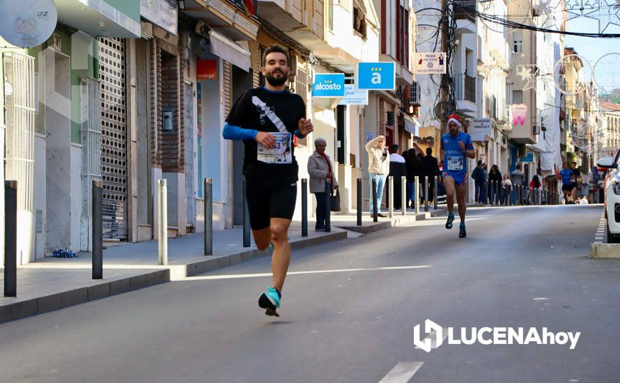 GALERÍA (I): Las fotos de la III San Silvestre de Lucena, la carrera más divertida y solidaria del año