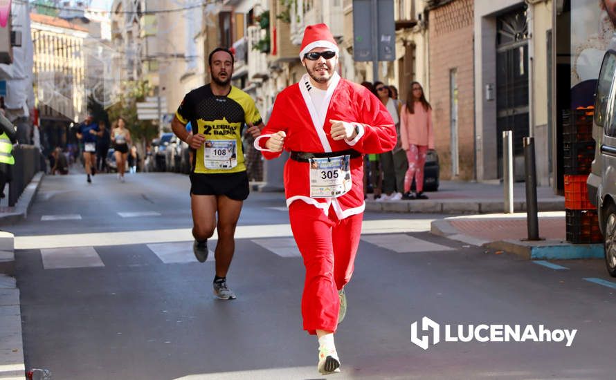 GALERÍA (I): Las fotos de la III San Silvestre de Lucena, la carrera más divertida y solidaria del año