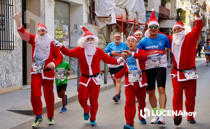 GALERÍA (I): Las fotos de la III San Silvestre de Lucena, la carrera más divertida y solidaria del año