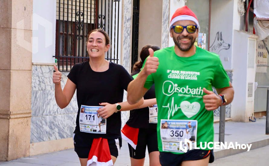 GALERÍA (I): Las fotos de la III San Silvestre de Lucena, la carrera más divertida y solidaria del año