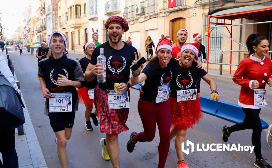 GALERÍA (I): Las fotos de la III San Silvestre de Lucena, la carrera más divertida y solidaria del año