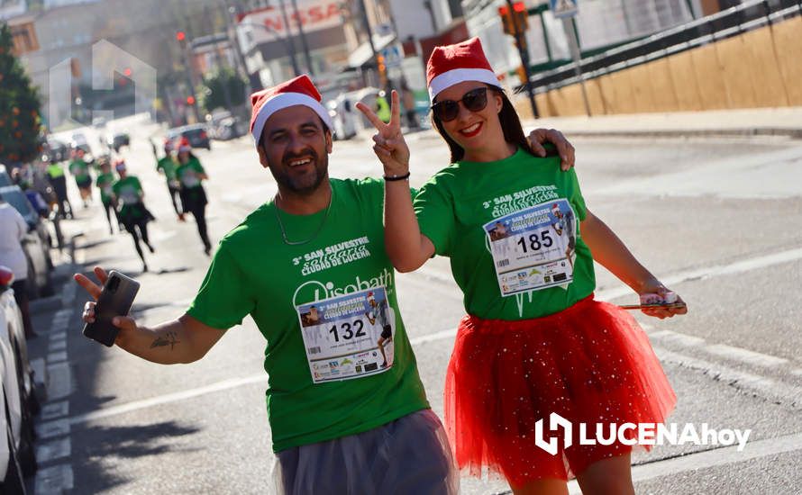 GALERÍA (I): Las fotos de la III San Silvestre de Lucena, la carrera más divertida y solidaria del año