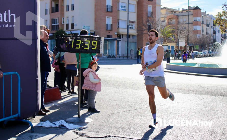 GALERÍA (II): Las fotos en la línea de meta de la III San Silvestre Solidaria de Lucena GALERÍA (II): Las fotos en la línea de meta de la III San Silvestre Solidaria de Lucena