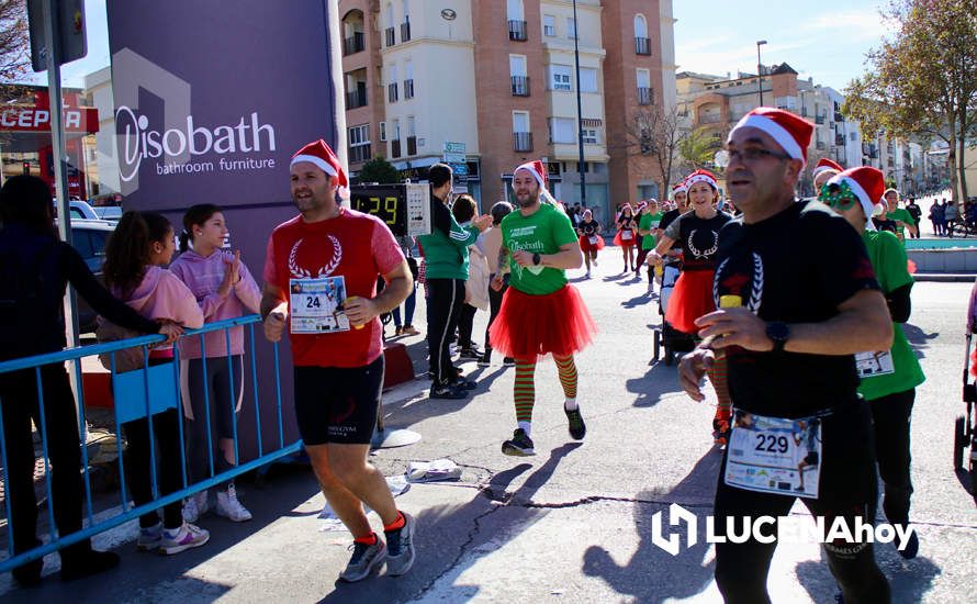 GALERÍA (II): Las fotos en la línea de meta de la III San Silvestre Solidaria de Lucena GALERÍA (II): Las fotos en la línea de meta de la III San Silvestre Solidaria de Lucena