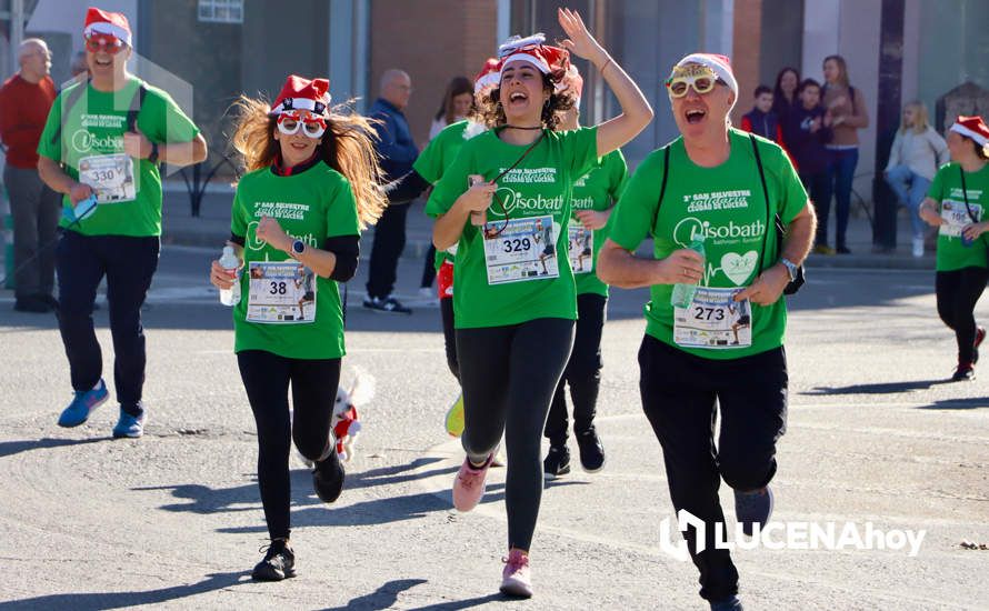 GALERÍA (II): Las fotos en la línea de meta de la III San Silvestre Solidaria de Lucena GALERÍA (II): Las fotos en la línea de meta de la III San Silvestre Solidaria de Lucena