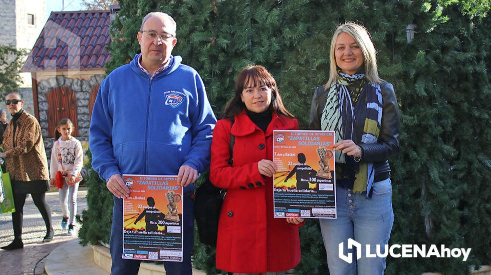  Antonio García, Sierri Cabello y Carmen Gallardo en la presentación del II Torneo de Reyes 'Zapatillas Solidarias' 