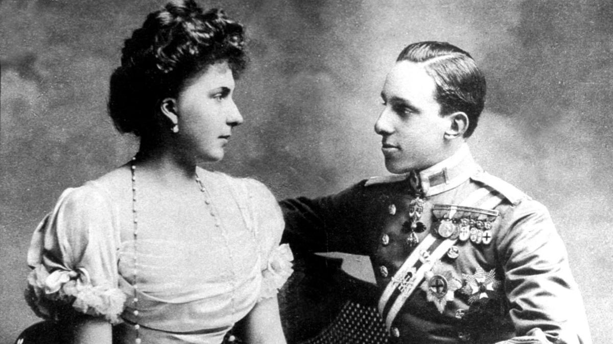 Alfonso XIII y Victoria Eugenia de Battenberg