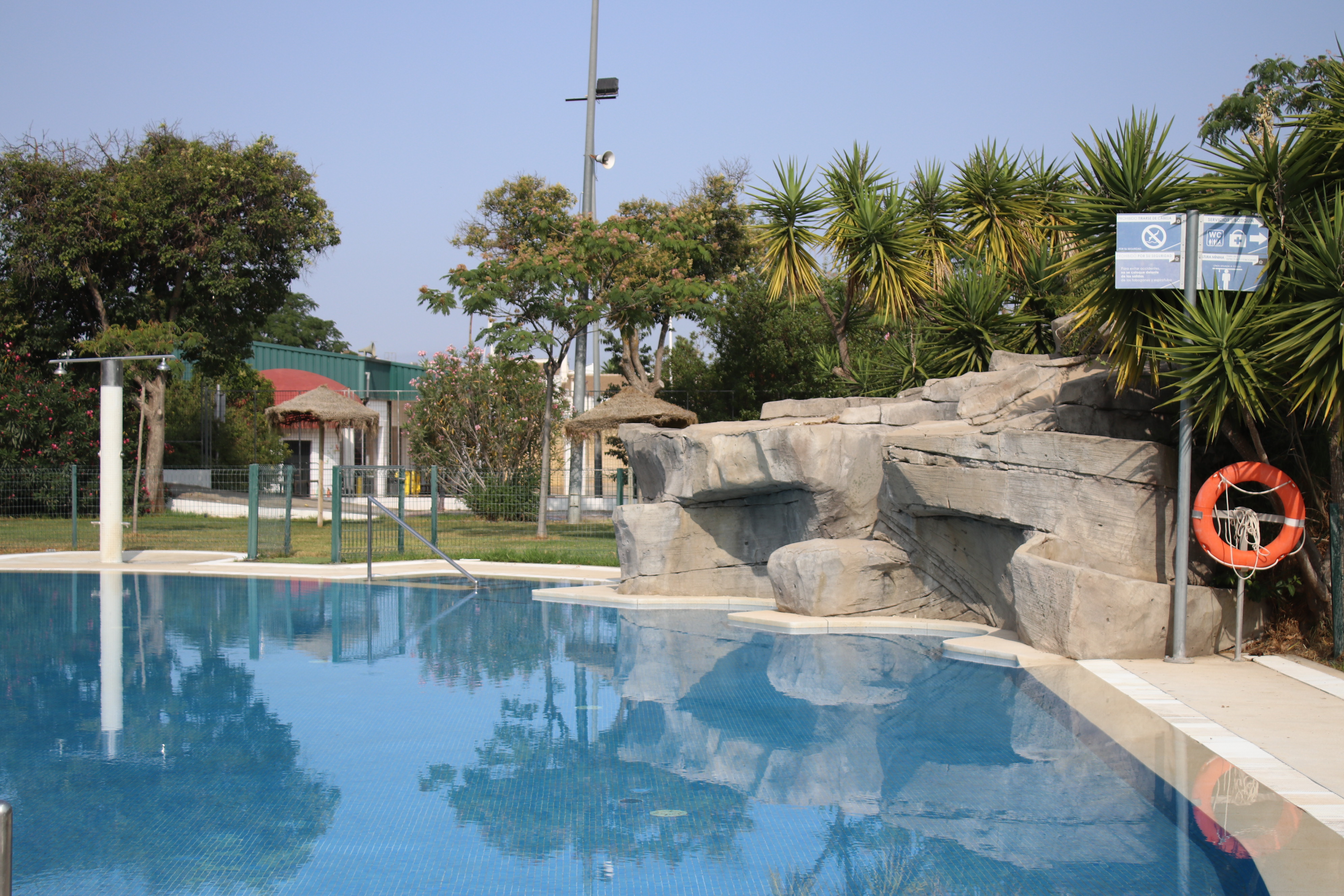 Piscina Municipal Lucena Piscina Municipal Lucena