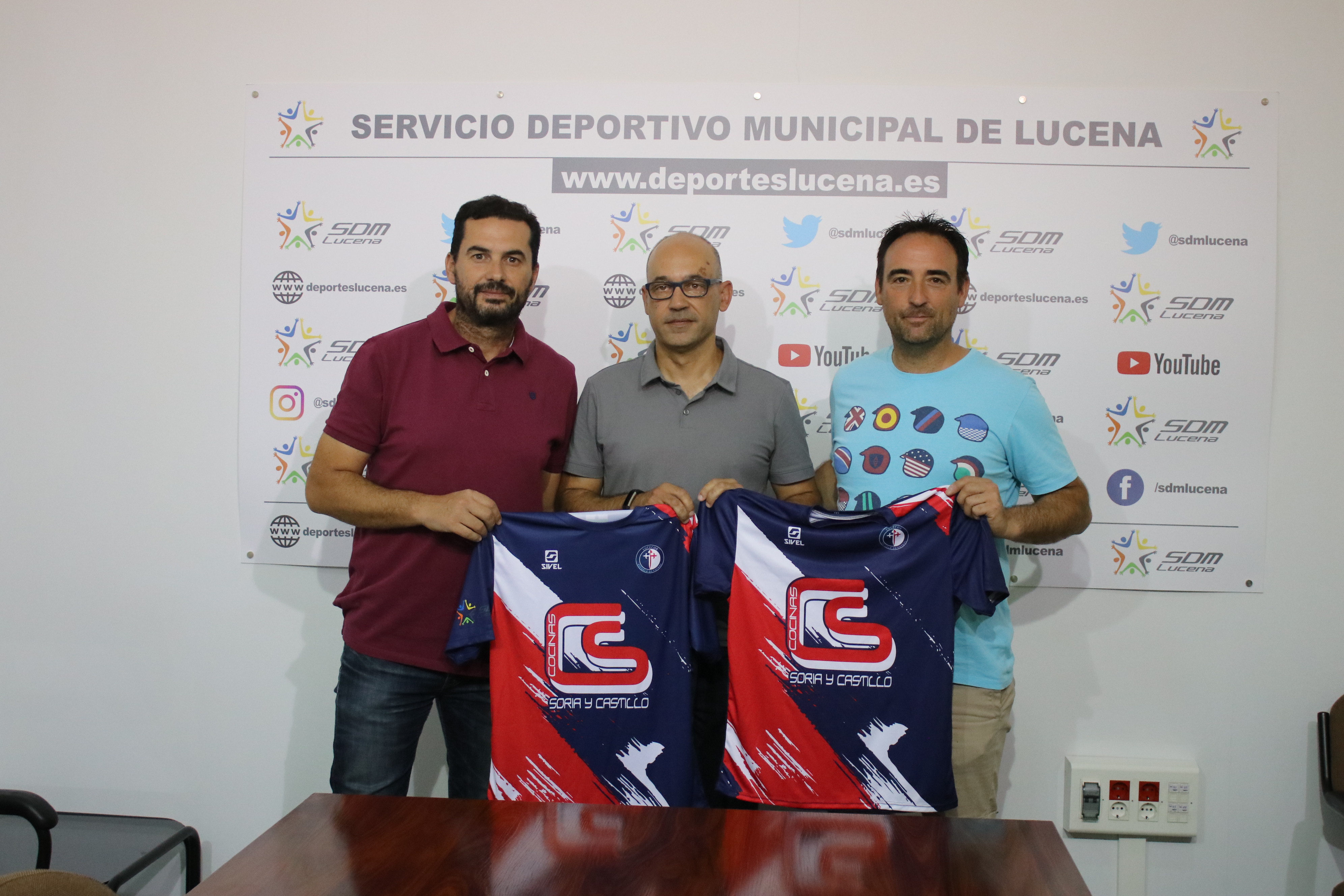 Presentación de José Fuillerat como nuevo entrenador del CD Lucecor