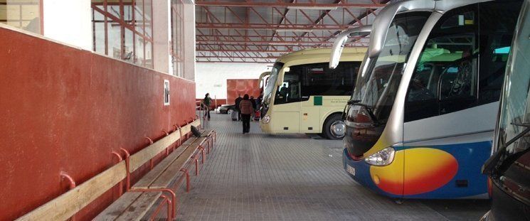  Un ciudadano denuncia ante Ayuntamiento y Junta el mal estado de la estación de bus 